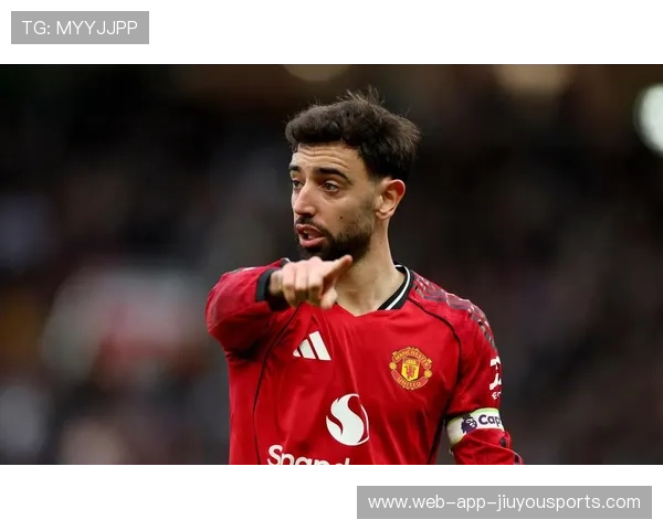 英超：曼联逆转获胜，争夺榜首！，曼联重返英超榜首